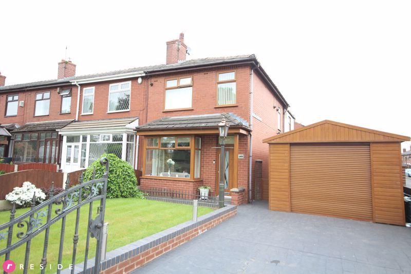 3 bed town house for sale in Bury Old Road, Heap, Bury BL9, £280,000