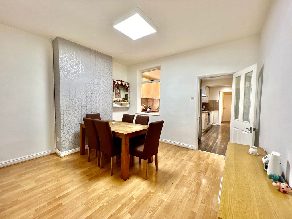 Coral Street, Belgrave LE4  