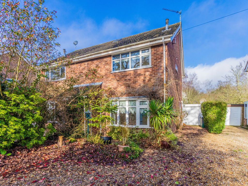 4 bed semidetached house for sale in Newton Street, Newton St. Faith