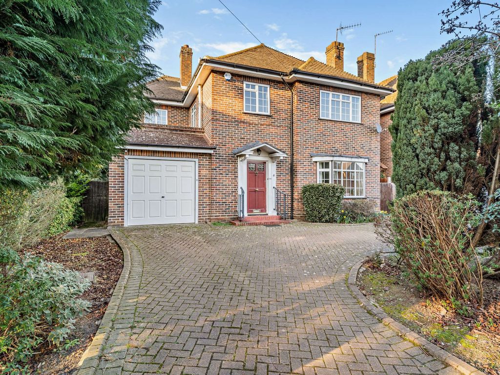 4 bed detached house for sale in Cuckoo Hill Road, Pinner HA5 Zoopla
