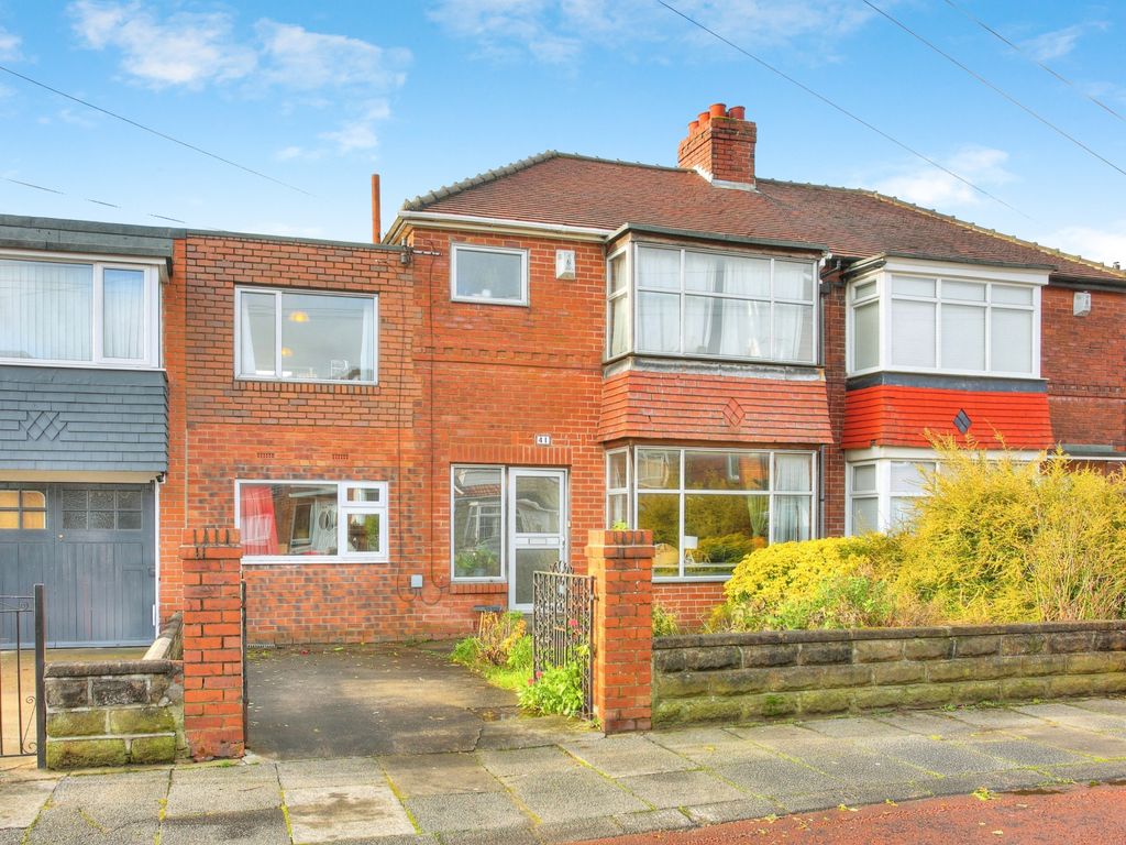 4 bed semidetached house for sale in Longridge Avenue, Newcastle Upon