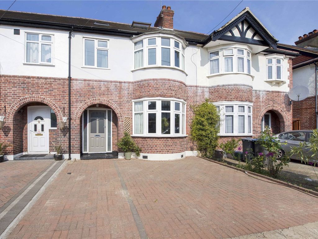 4 bed end terrace house for sale in Belmont Avenue, New Malden KT3 Zoopla