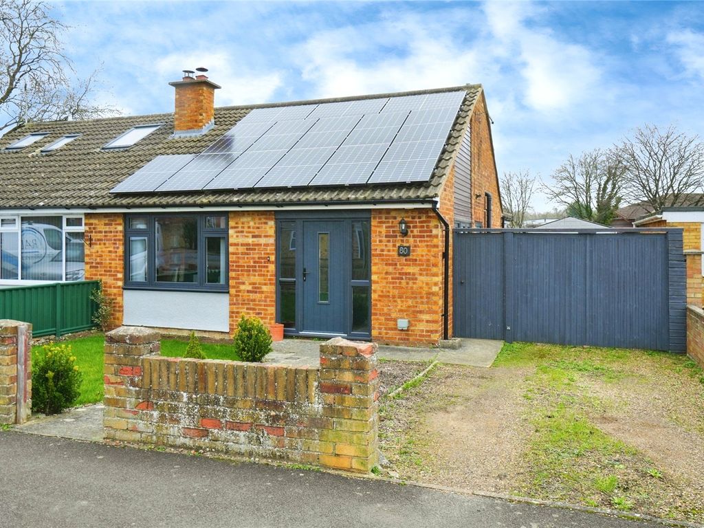 2 bed bungalow for sale in Bicester, Oxfordshire OX26, £350,000 Zoopla