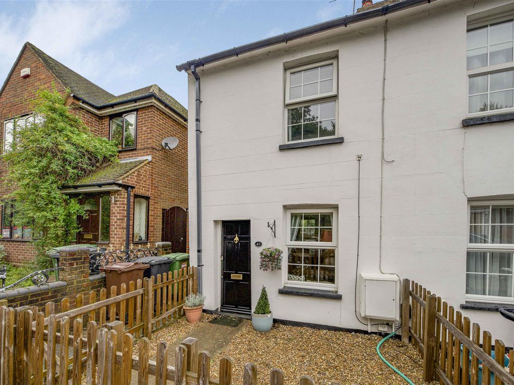 2 bed end terrace house for sale in Branch Road, Park Street, St