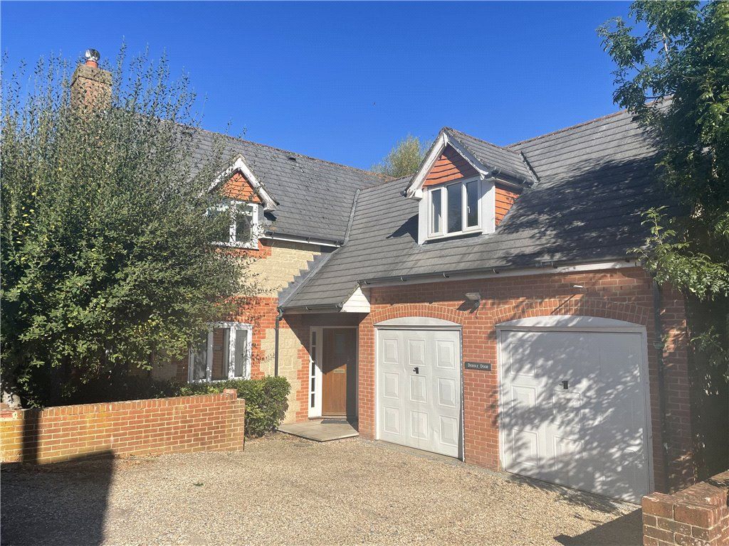 4 bed detached house to rent in Redhouse Close, Shaftesbury