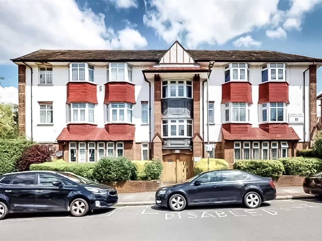 3 bed flat for sale in Woodstock Road, London NW11, £529,950 Zoopla