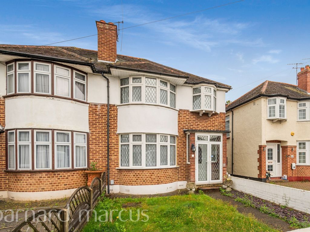 3 bed semidetached house for sale in Willow Way, Ewell, Epsom KT19, £