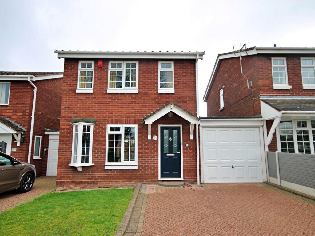3 bed linkdetached house for sale in Brambling, Wilnecote, Tamworth