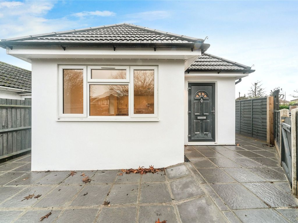 New home, 1 bed bungalow for sale in Orchard Gardens, Chessington KT9