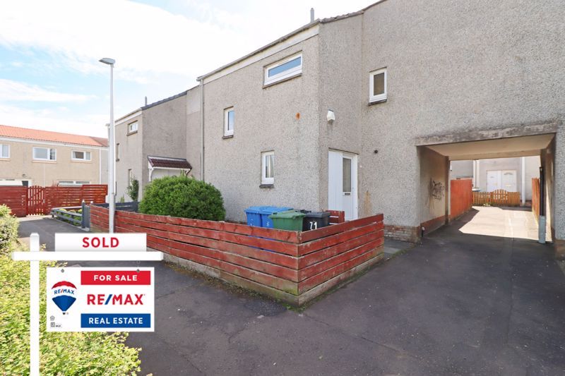 4 bed terraced house for sale in Durward Rise, Dedridge, Livingston