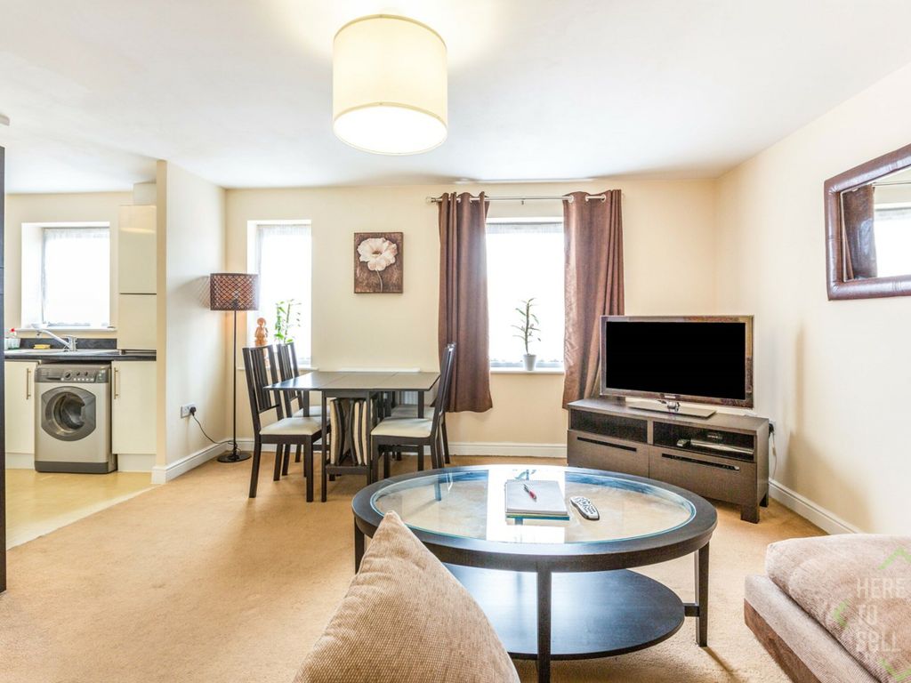2 bed flat for sale in Millicent Grove, Palmers Green N13 Zoopla