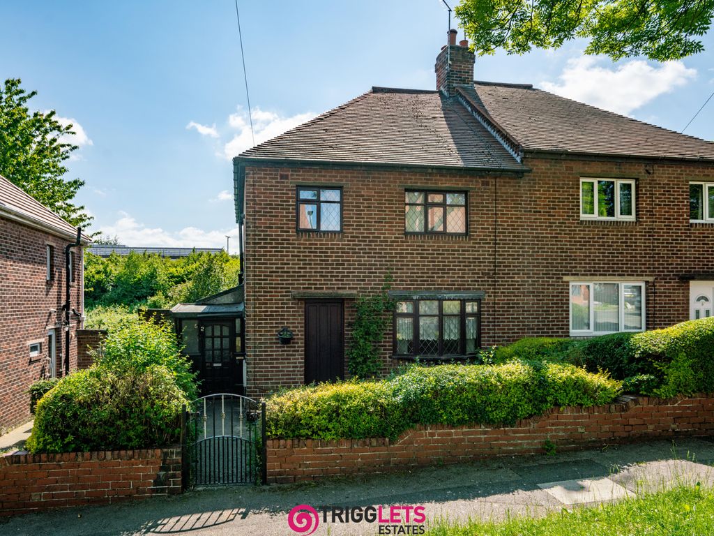 3 bed semidetached house for sale in Kingswood Crescent, Hoyland