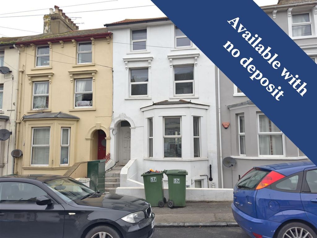 1 bed flat to rent in Dover Road, Folkestone CT20 Zoopla
