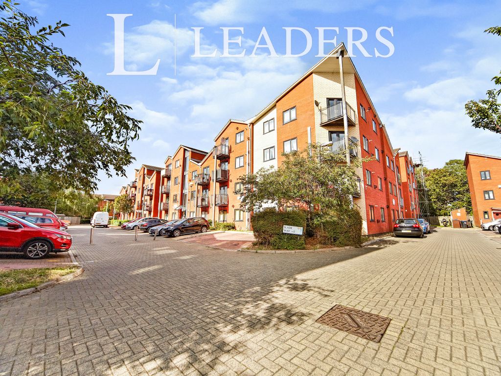 2 bed flat to rent in Pearson Way, Mitchem CR4, £1,400 pcm Zoopla