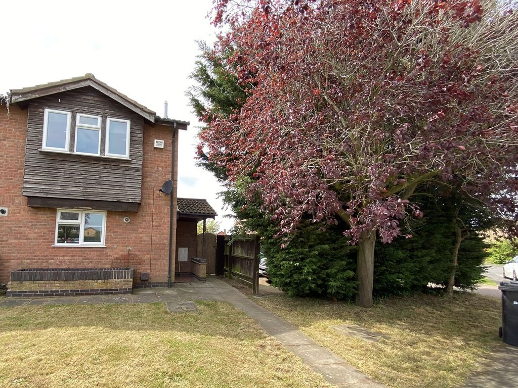 2 bed end terrace house to rent in The Pastures, Broughton Astley