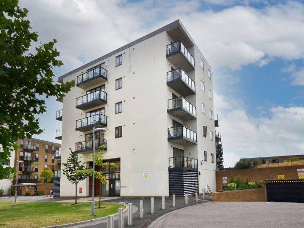 Parking/garage to rent in Durnsford Road, Wimbledon, London SW19 Zoopla