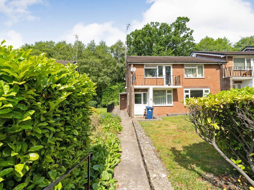 2 bed for sale in Weydown Court, Weydown Road, Haslemere