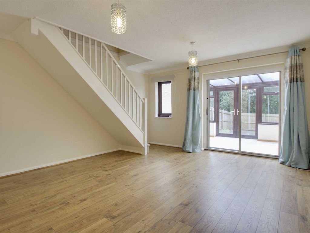 2 bed semidetached house to rent in Burghley Court, Great Holm, Milton