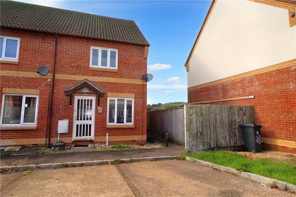 2 bed end terrace house for sale in The Cricketers, Axminster, Devon