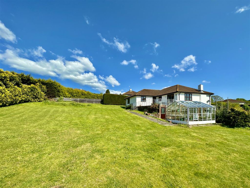 4 bed detached house for sale in Bala Brook Close, Brixham TQ5 Zoopla