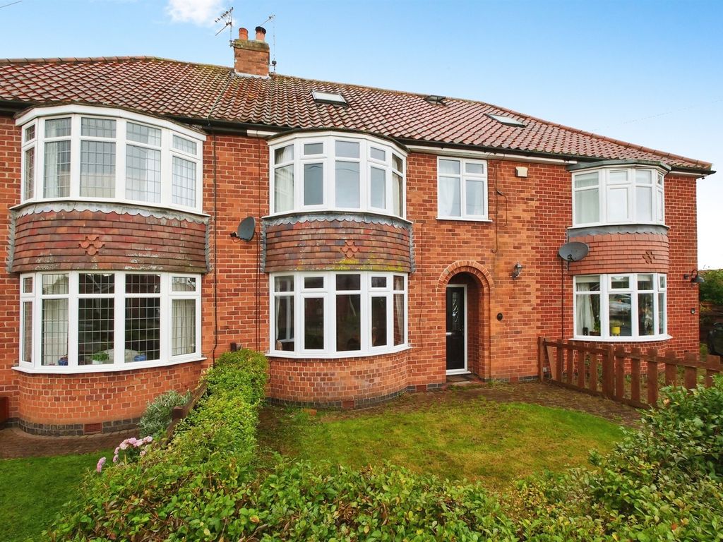 4 bed terraced house for sale in Broome Close, Huntington, York YO32, £300,000 Zoopla