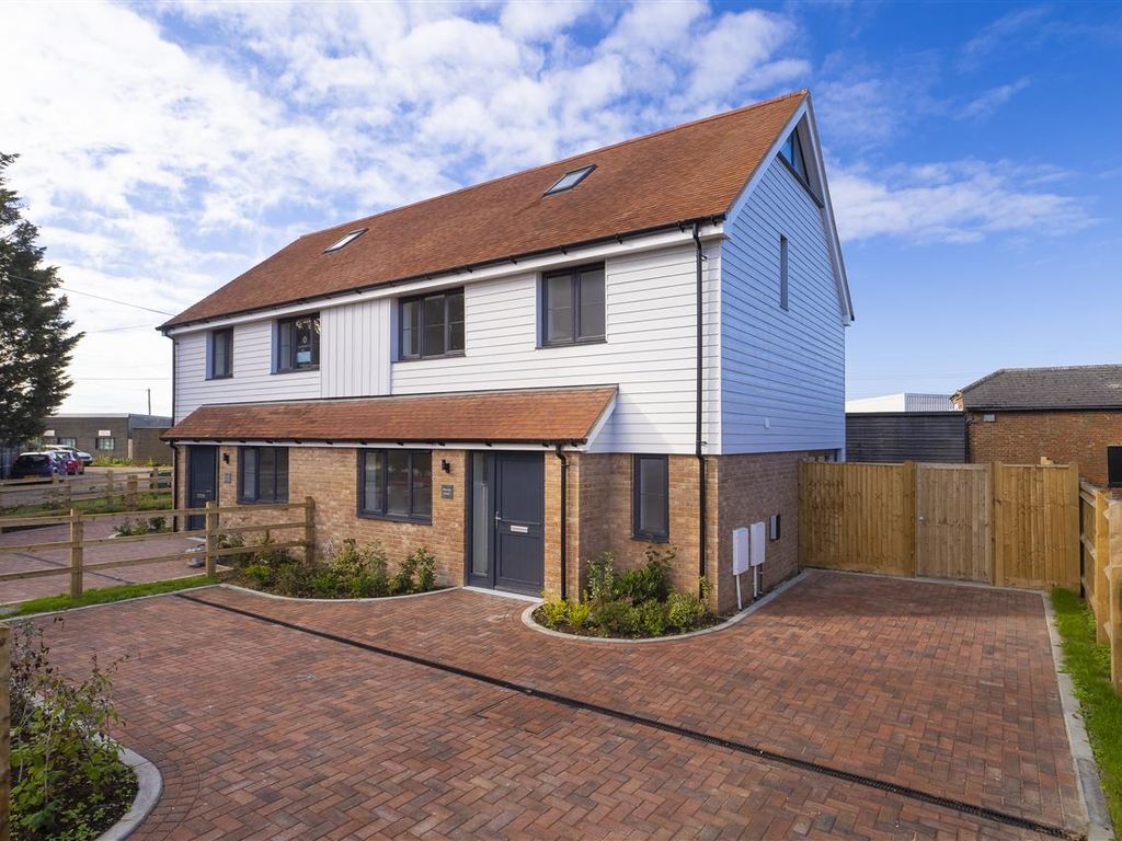New home, 3 bed semidetached house for sale in Bramley House, Goose