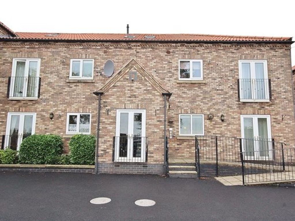 2 bed flat to rent in Station Road, Rawcliffe, Goole DN14 Zoopla
