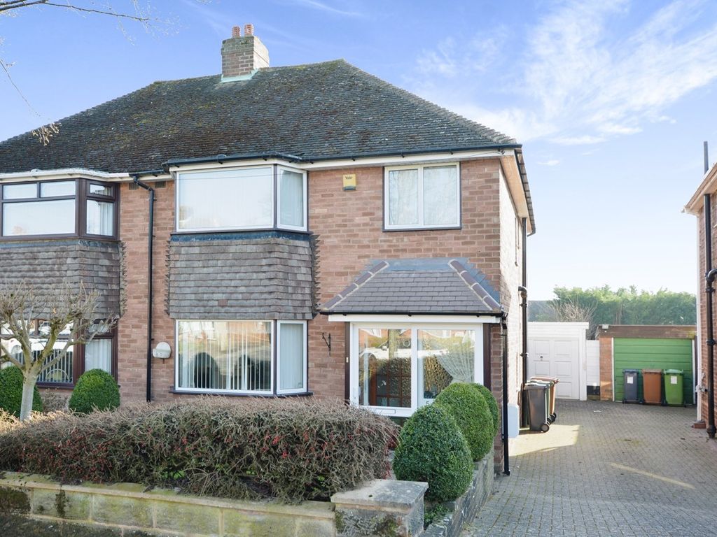 3 bed semidetached house for sale in Gainsborough Crescent, Birmingham