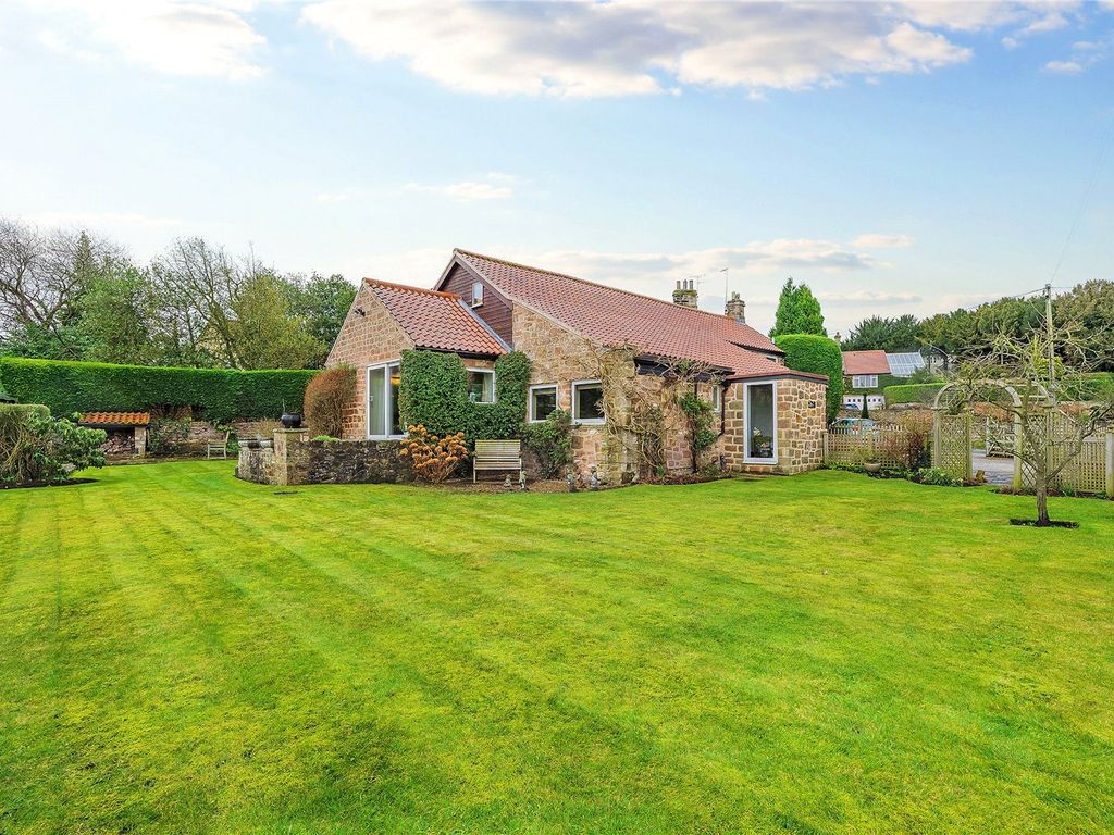 4 bed detached house for sale in Hillrise Cottage, Main Street