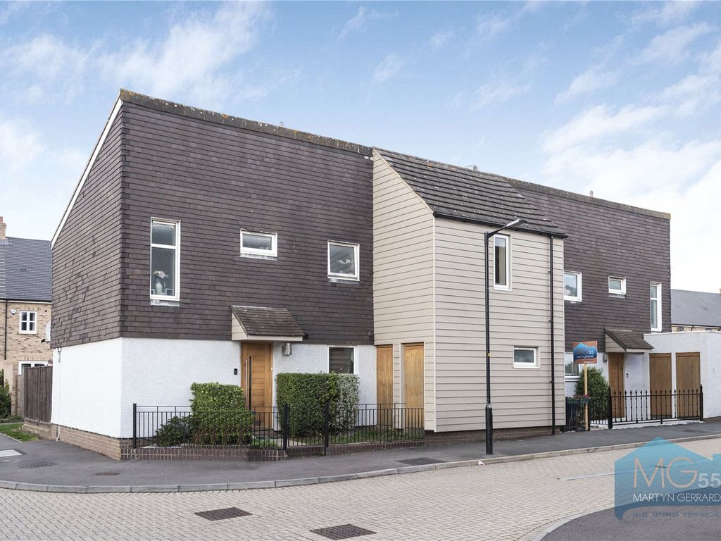 3 bed terraced house for sale in Attfield Close, Whetstone, London N20