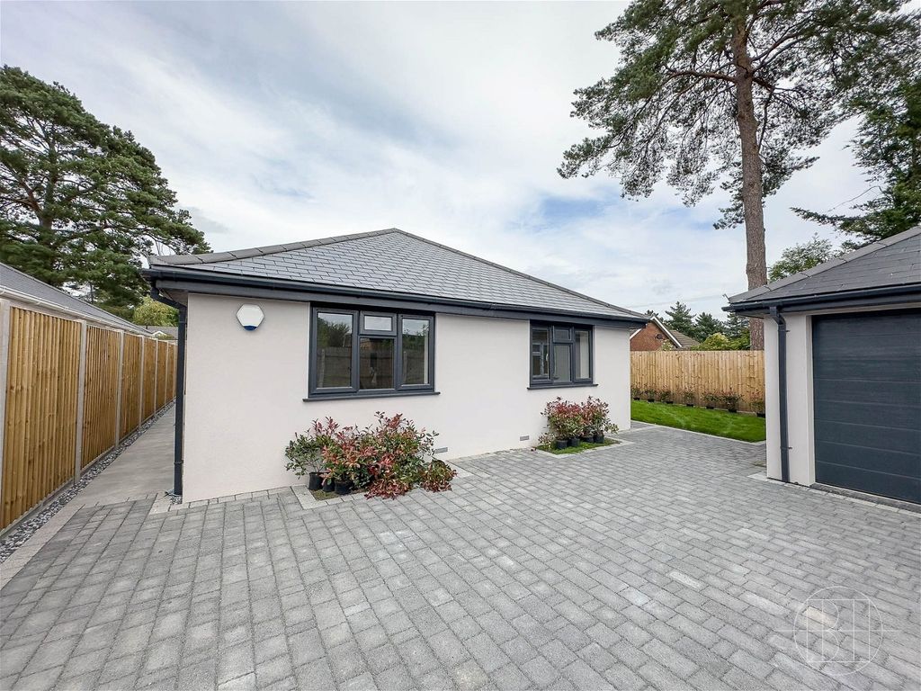 New home, 3 bed bungalow for sale in The Willows, Woodlinken Drive