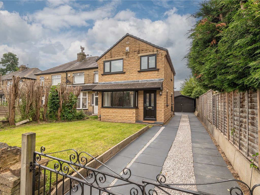 3 bed detached house for sale in Brunswick Street, Dewsbury, West