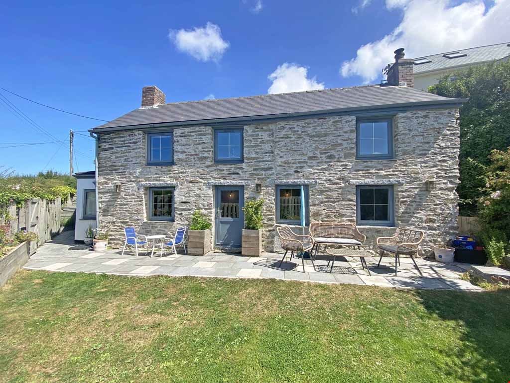 3 bed detached house for sale in Reen Hill, Perranporth TR6, £650,000