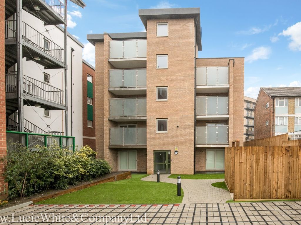 3 bed flat to rent in Bensham Lane, Croydon CR0 Zoopla