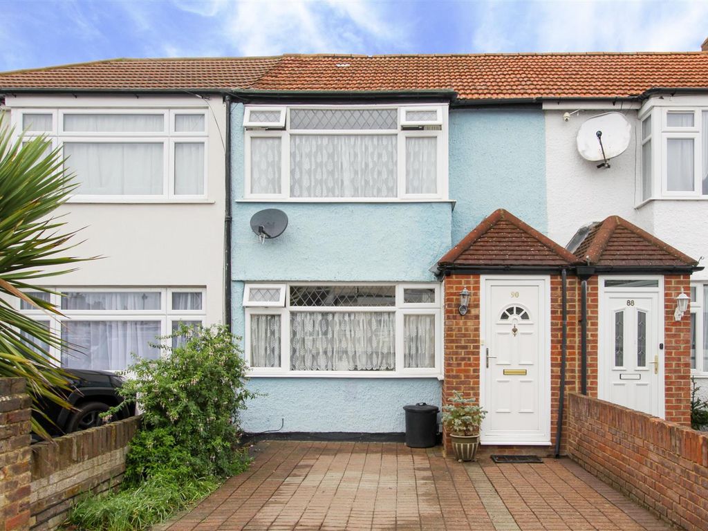 3 bed terraced house for sale in Lynhurst Road, Hillingdon UB10, £