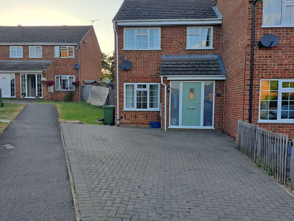 3 bed end terrace house for sale in Rectory Orchard, Lavendon, Olney