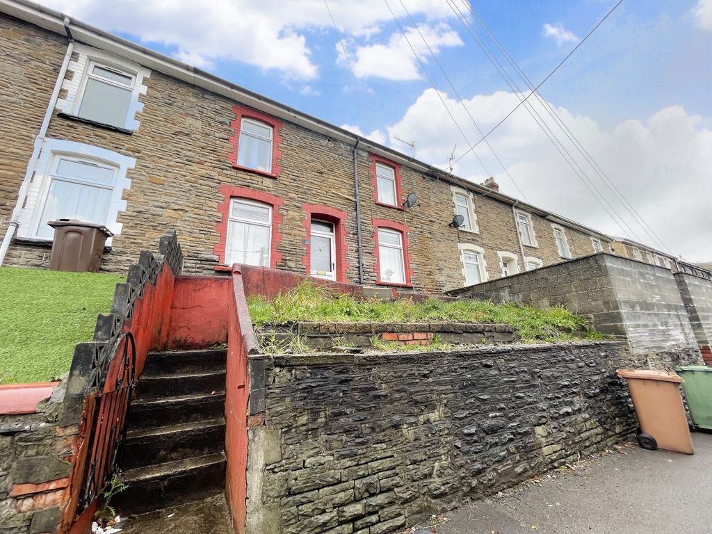 3 bed property to rent in Queens Road, Elliots Town, New Tredegar NP24