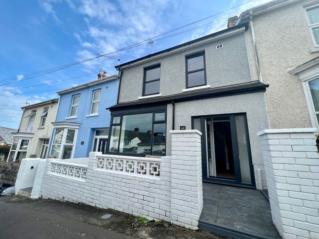 3 bed terraced house for sale in Victoria Avenue, Mumbles, Swansea SA3