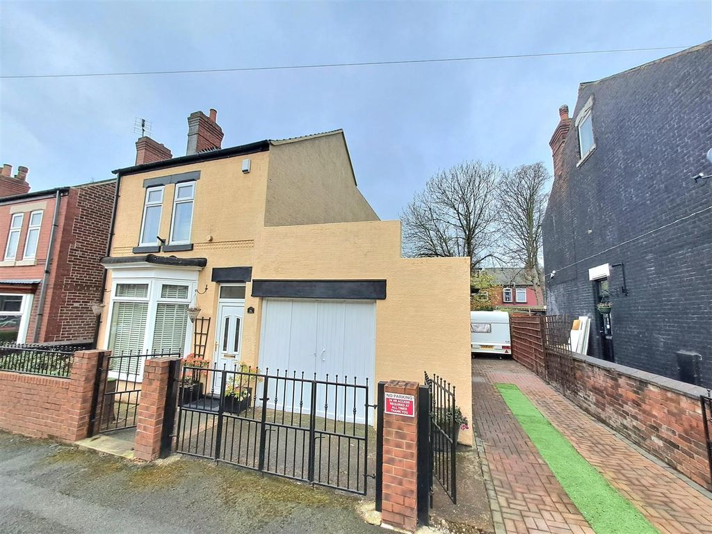3 bed detached house for sale in Argyle Street, Mexborough S64 Zoopla
