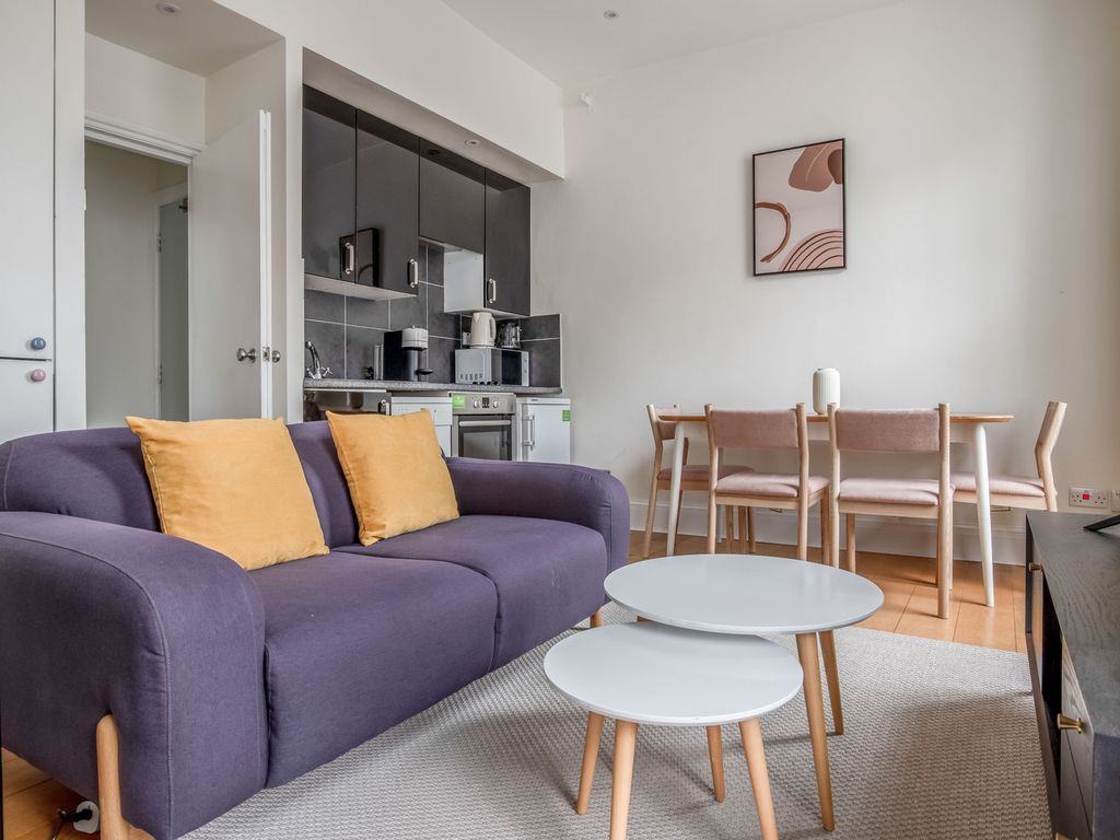 1 bed flat to rent in Marylebone, London W1H, £3,090 pcm Zoopla