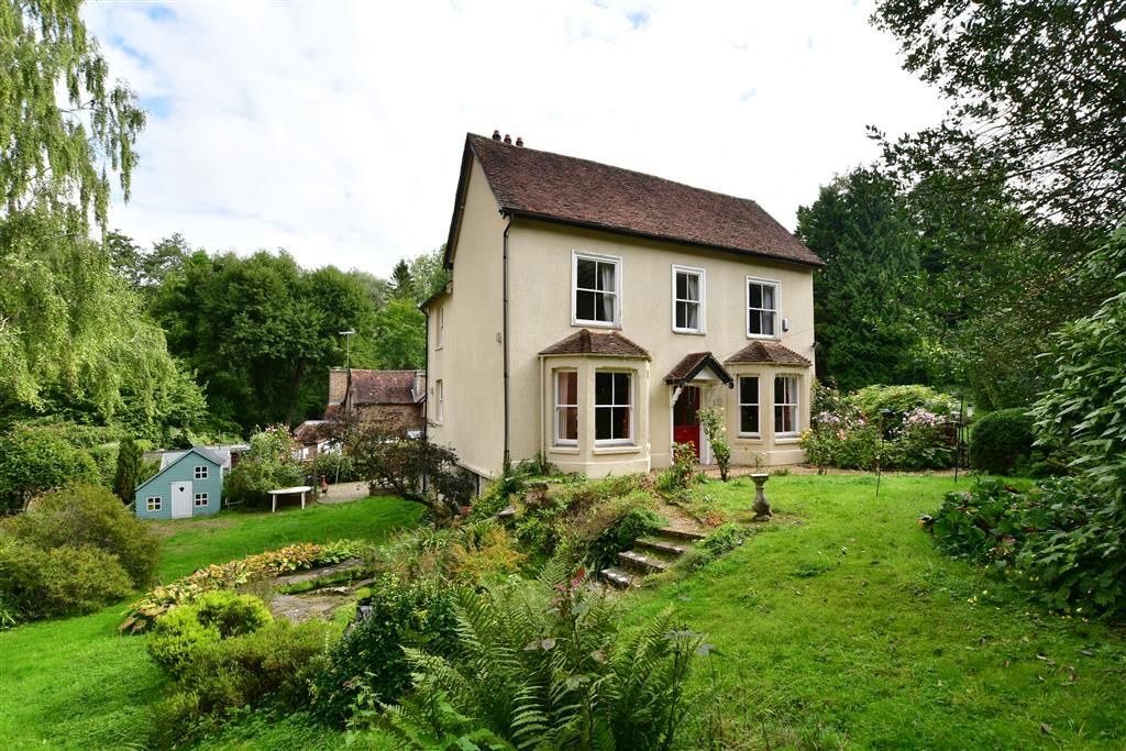 4 bed detached house for sale in Salts Lane, Loose, Maidstone, Kent