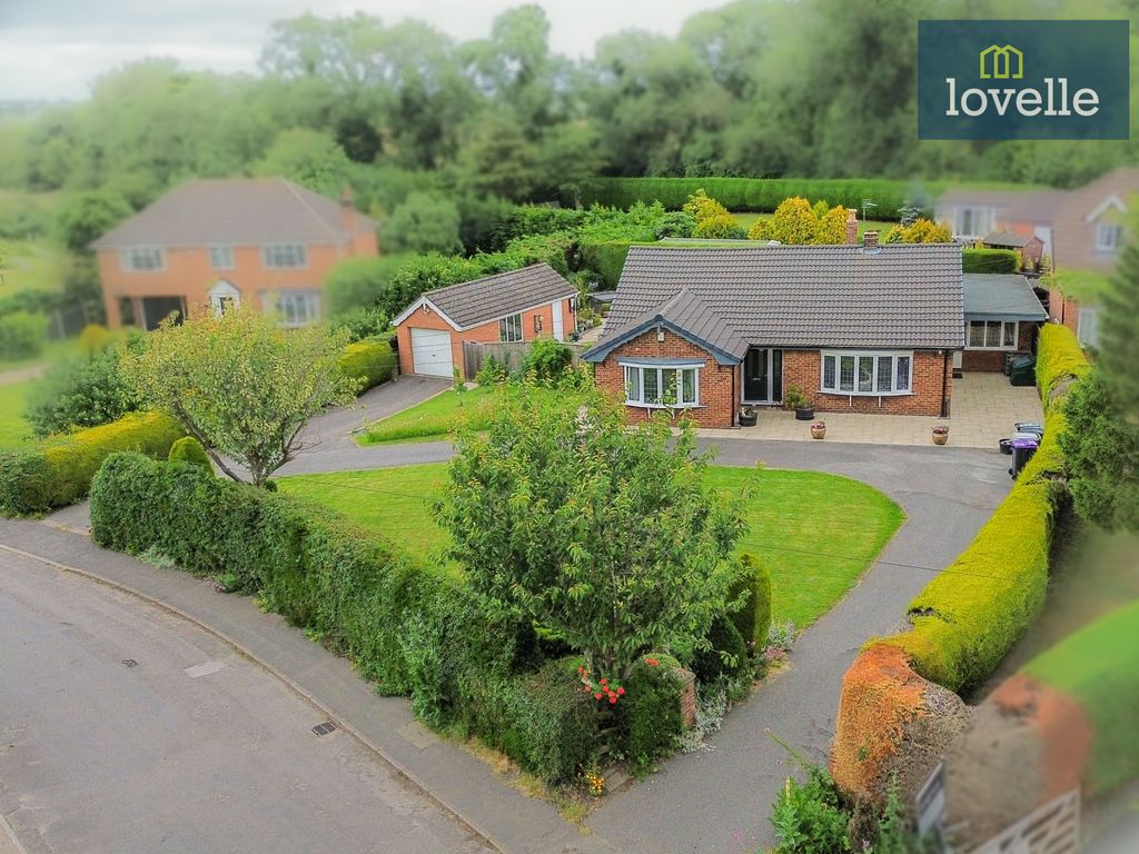 3 bed detached bungalow for sale in Church Lane, North Thoresby DN36, £