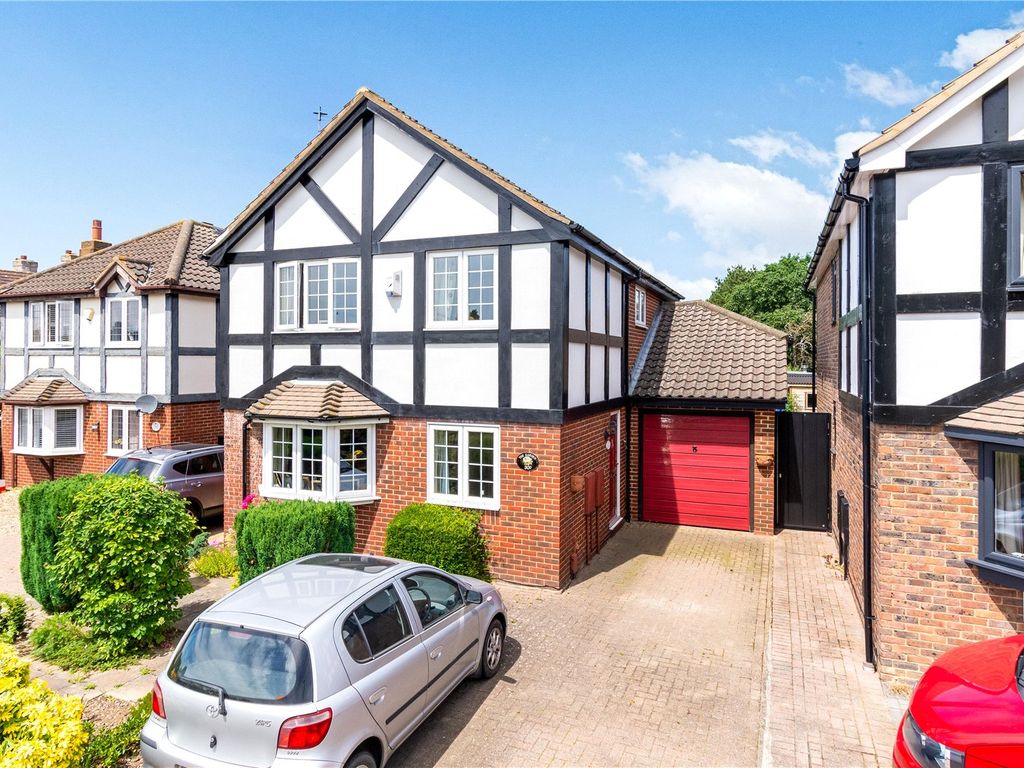 4 bed detached house for sale in Magpie Hall Lane, Bromley, Kent BR2