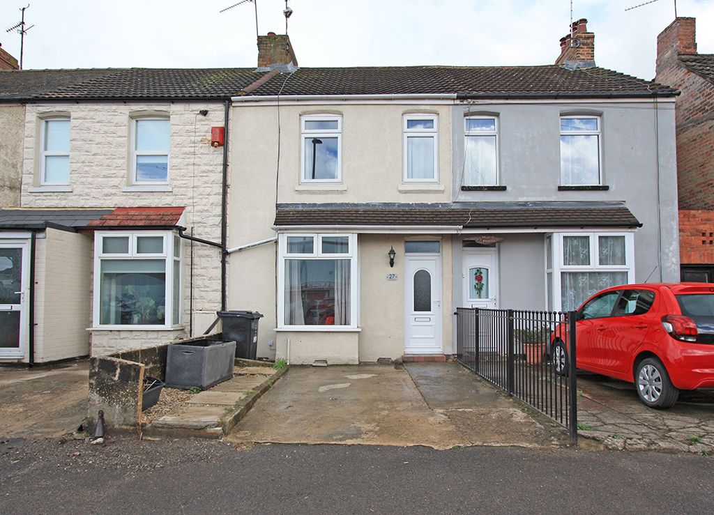 3 bed terraced house for sale in Stratton Road, Swindon SN1 Zoopla