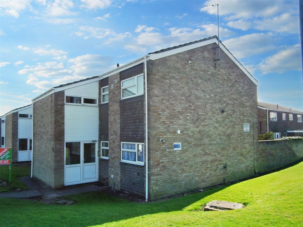 1 bed flat to rent in Castle Avenue, Duston, Northampton NN5 Zoopla