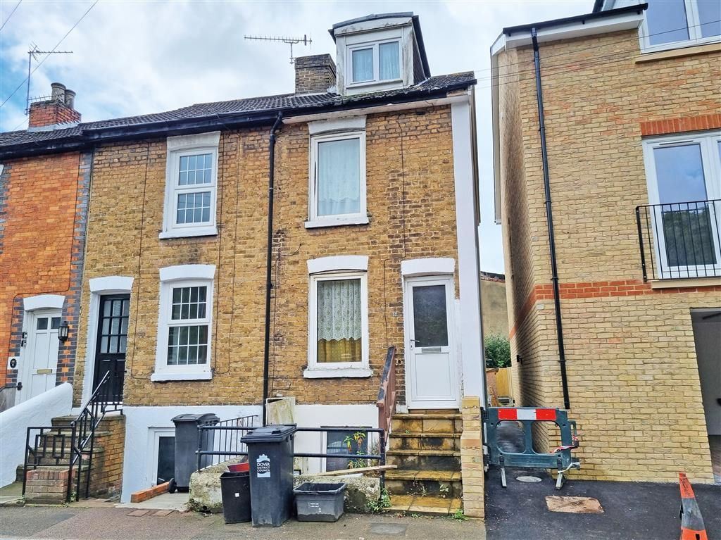3 bed end terrace house for sale in Primrose Road, Dover CT17, £140,000