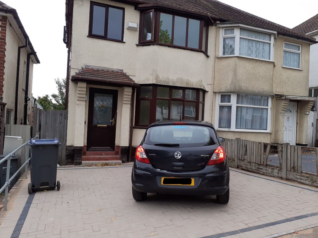 3 bed semidetached house to rent in Great Barr, Birmingham, West Mids B42 Zoopla
