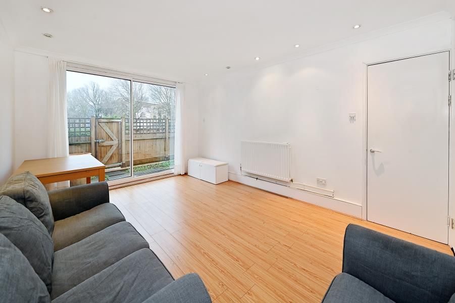 Barleycorn Way, London E14  