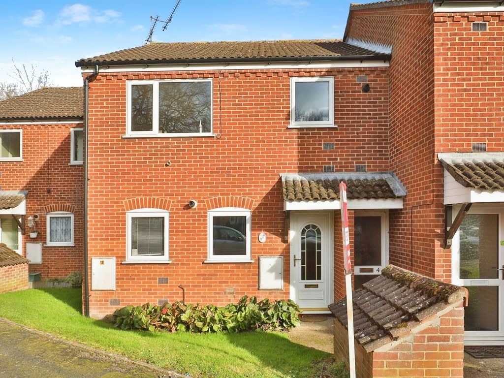 2 bed flat for sale in Old Lakenham Hall Drive, Norwich NR1, £170,000 Zoopla