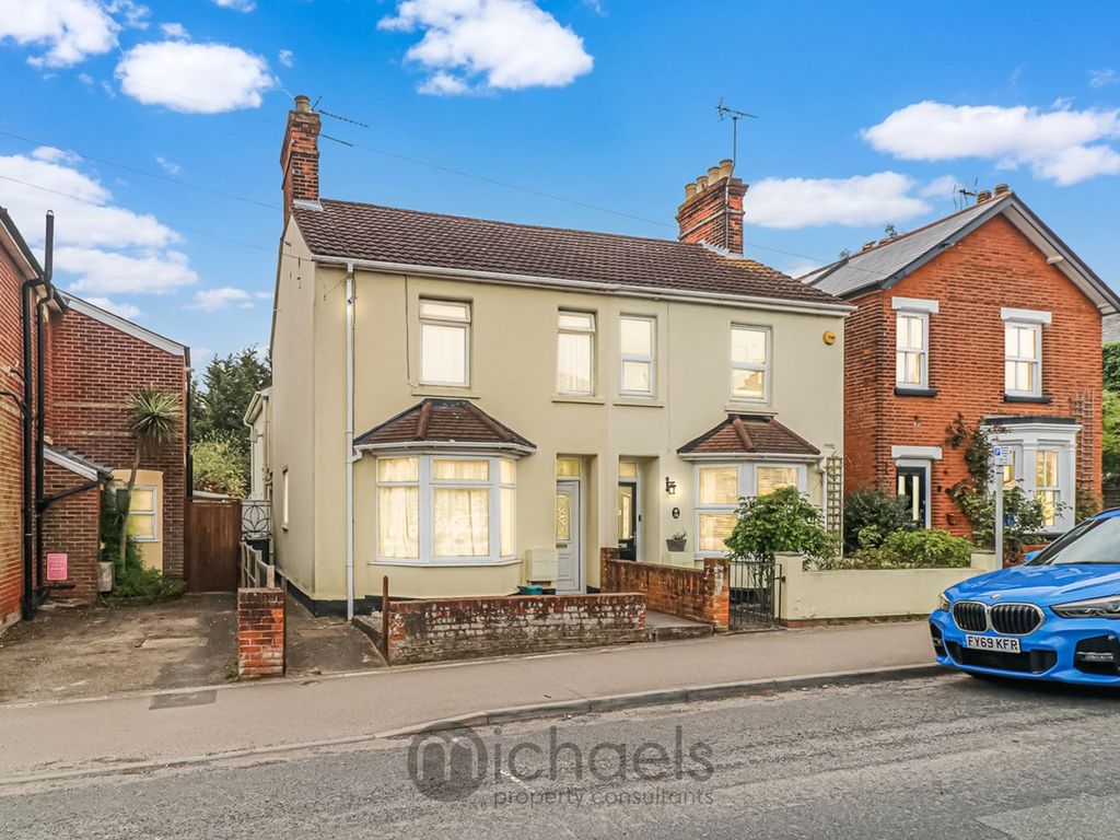 4 bed semidetached house for sale in Mile End Road, Colchester CO4